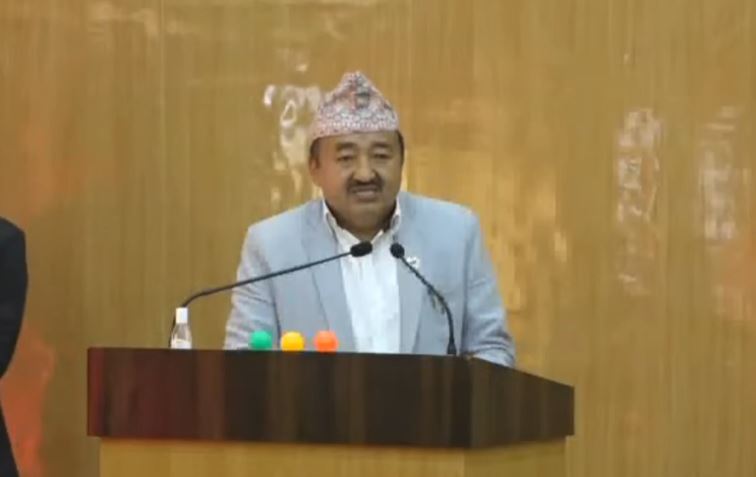 प्रदेश १ का मुख्यमन्त्री राजेन्द्र राईले मागे विश्वासको मत